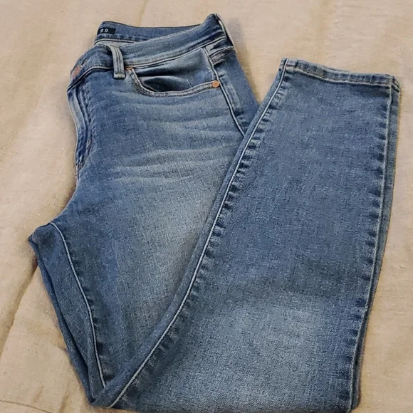 NEW Level 99 Curvy 90's Mom Jeans Size 28 - Picture 2 of 6